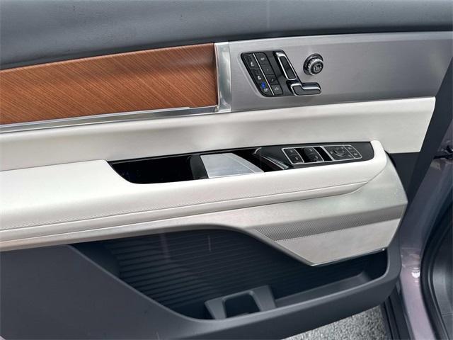 new 2026 Cadillac VISTIQ car