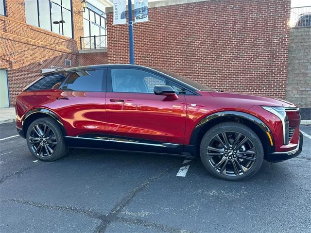 new 2025 Cadillac OPTIQ car, priced at $57,482