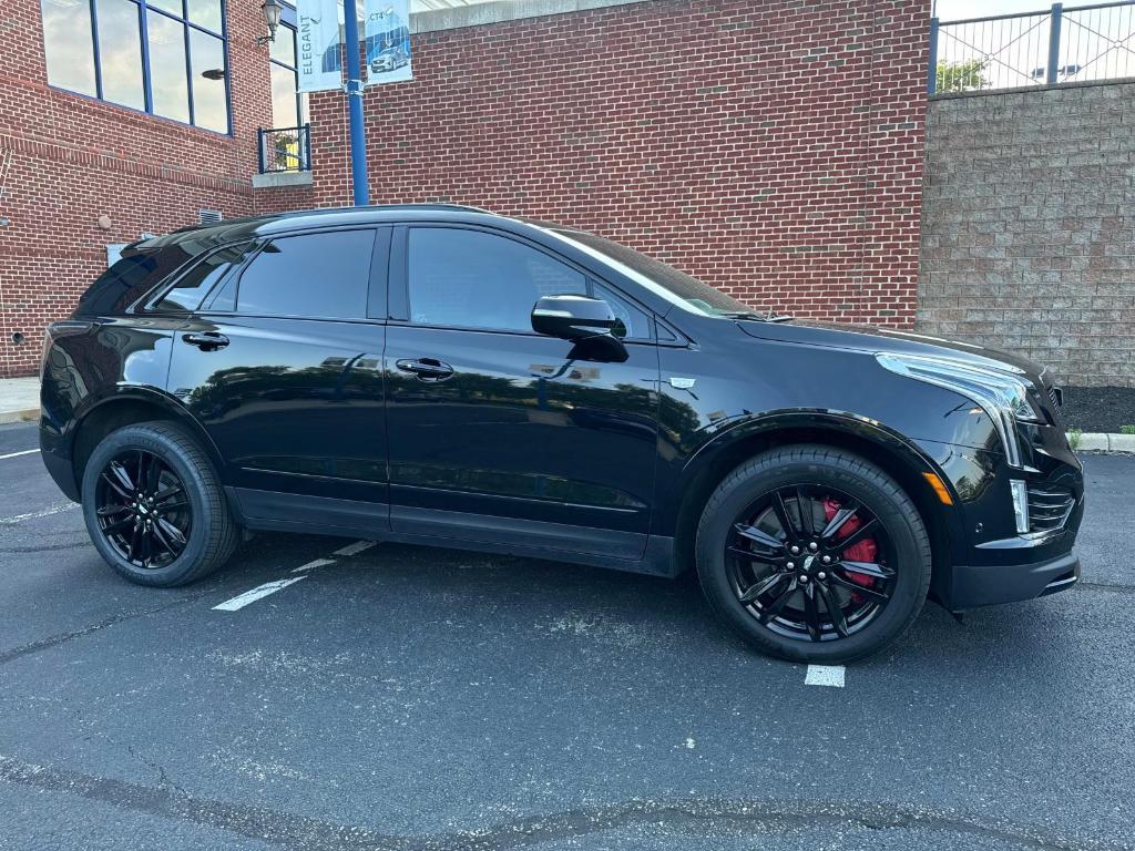 used 2023 Cadillac XT5 car, priced at $39,204