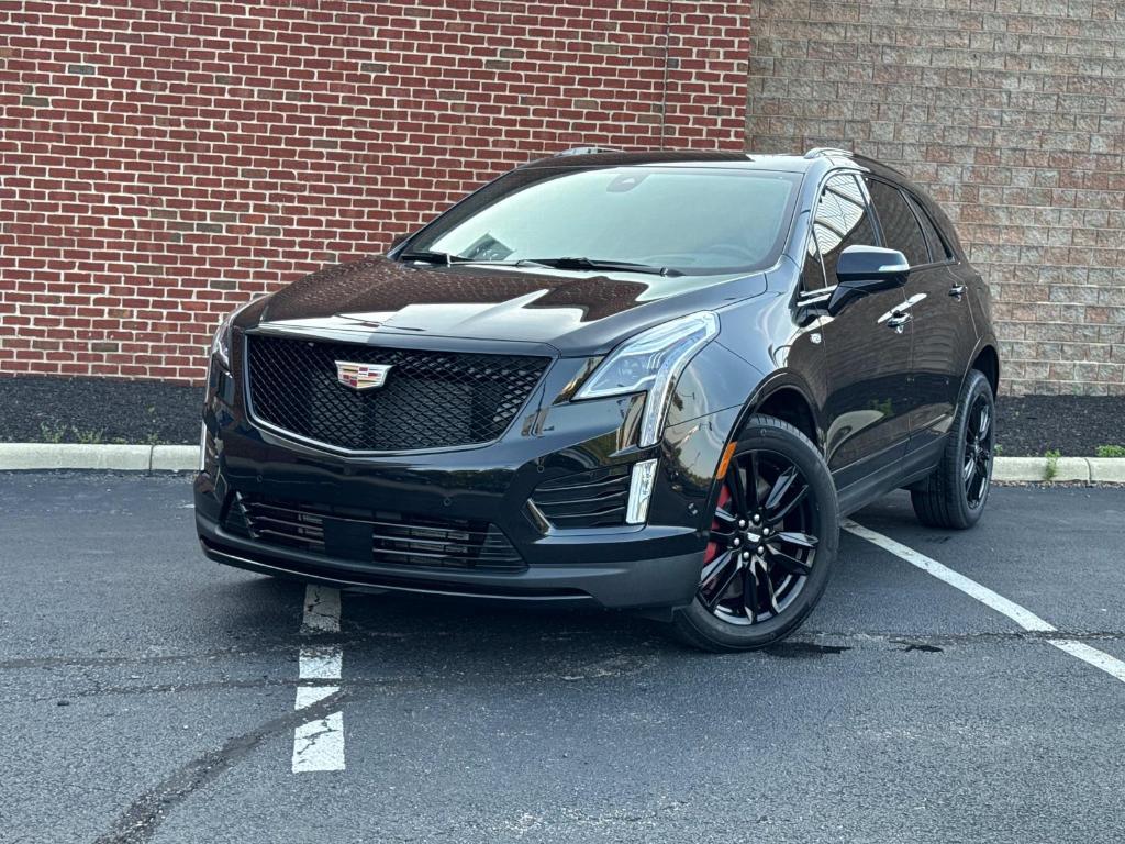 used 2023 Cadillac XT5 car, priced at $39,204