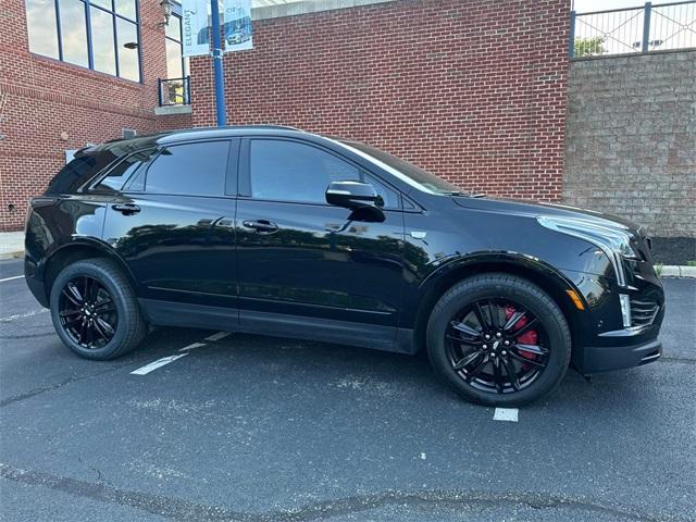 used 2023 Cadillac XT5 car, priced at $39,204