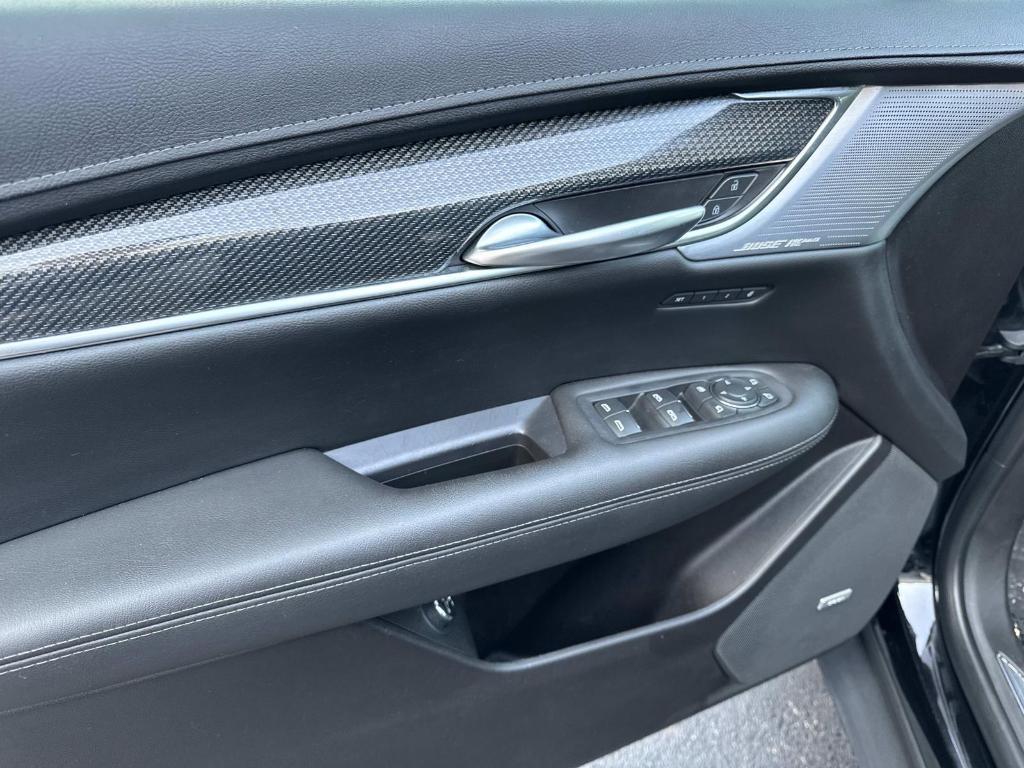 used 2023 Cadillac XT5 car, priced at $39,204