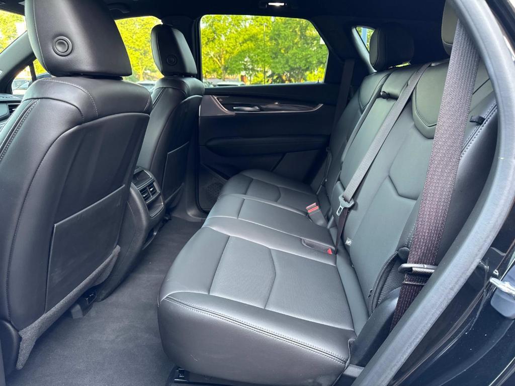 used 2023 Cadillac XT5 car, priced at $39,204