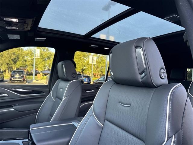 used 2024 Cadillac Escalade car, priced at $82,988