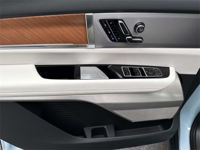 new 2026 Cadillac VISTIQ car