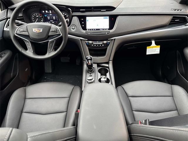 new 2025 Cadillac XT5 car, priced at $59,930