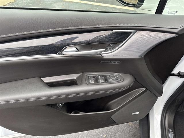 used 2025 Cadillac XT5 car, priced at $45,388