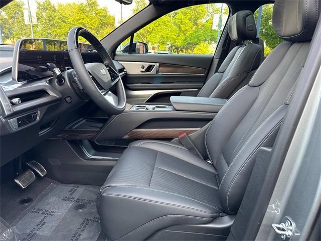 new 2026 Cadillac VISTIQ car, priced at $82,470
