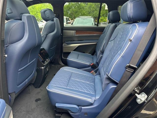 new 2026 Cadillac VISTIQ car, priced at $91,679