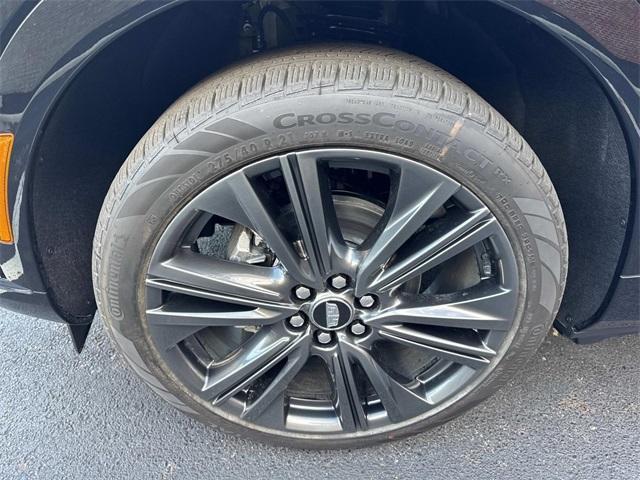 new 2025 Cadillac OPTIQ car, priced at $56,927