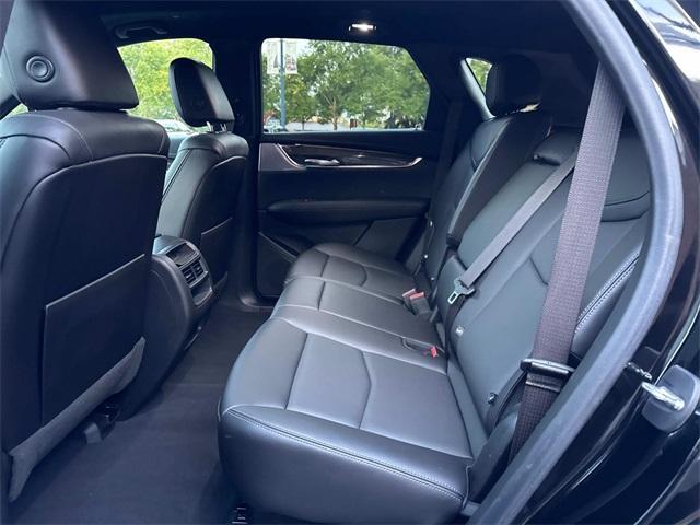 used 2022 Cadillac XT5 car, priced at $35,790