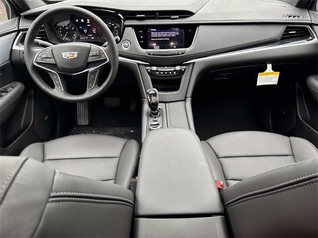 new 2025 Cadillac XT5 car, priced at $61,355