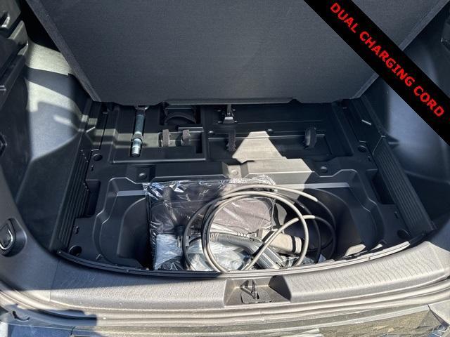 used 2025 Chevrolet Equinox EV car, priced at $39,991