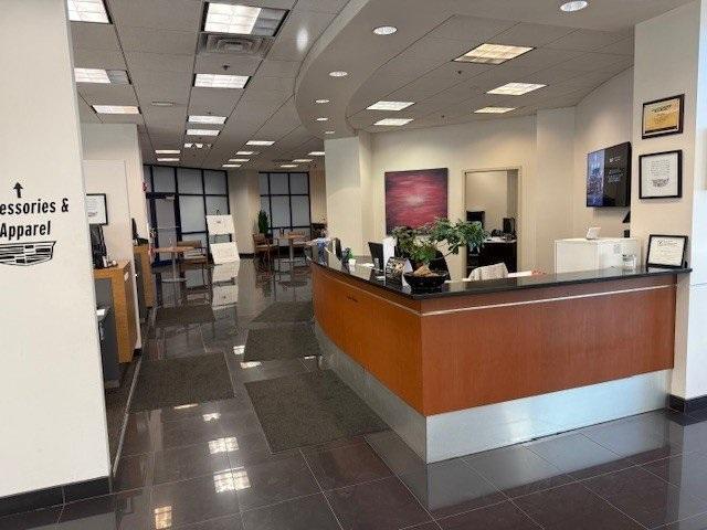 used 2023 Cadillac XT6 car, priced at $42,397