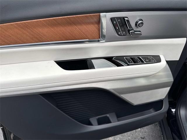 new 2026 Cadillac VISTIQ car, priced at $81,995