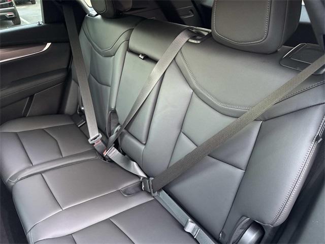 new 2025 Cadillac XT5 car, priced at $47,255