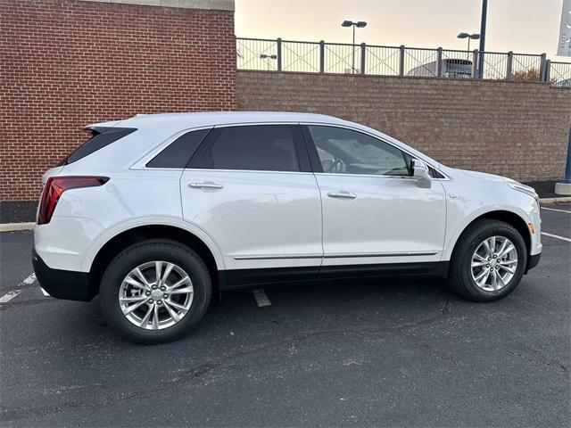 new 2025 Cadillac XT5 car, priced at $47,255