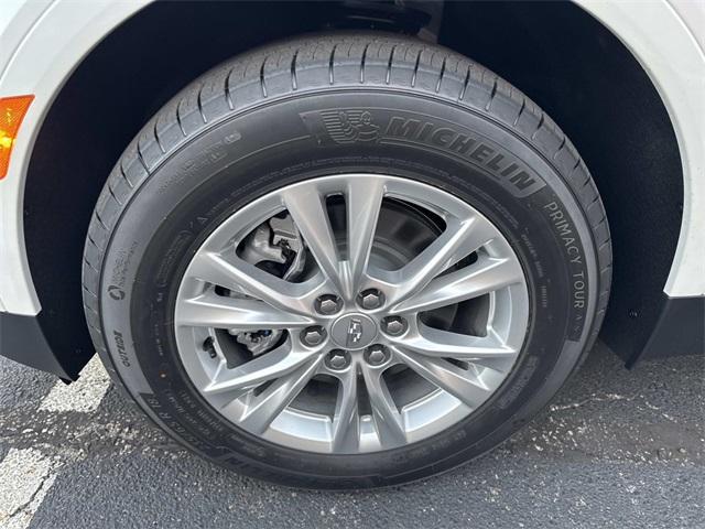 new 2025 Cadillac XT5 car, priced at $47,255