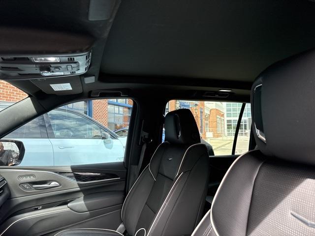 used 2023 Cadillac Escalade ESV car, priced at $78,991