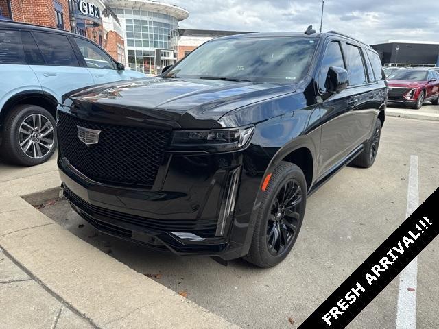 used 2023 Cadillac Escalade ESV car, priced at $78,991