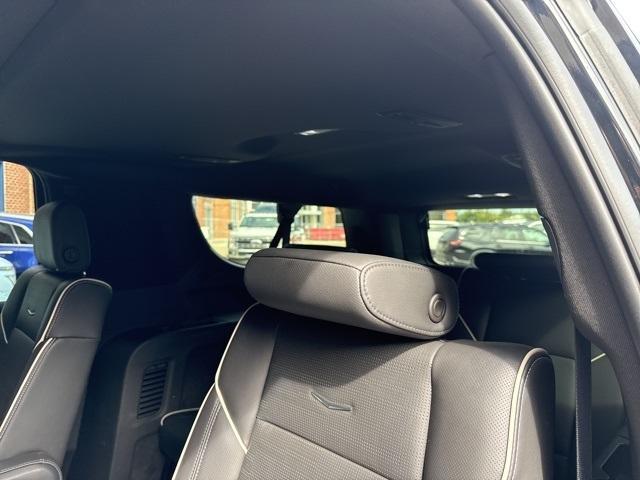 used 2023 Cadillac Escalade ESV car, priced at $78,991