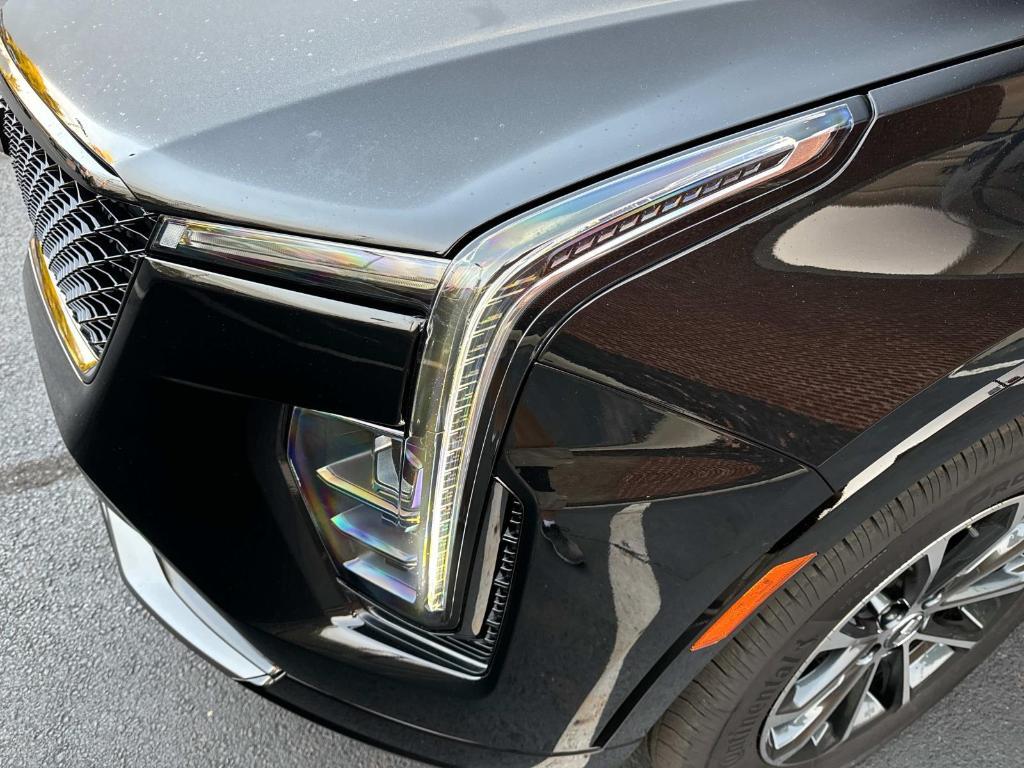 new 2025 Cadillac XT4 car, priced at $46,324