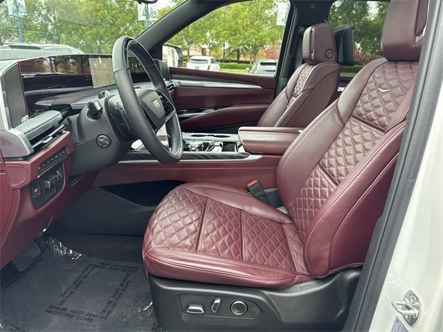 used 2025 Cadillac Escalade ESV car, priced at $109,099
