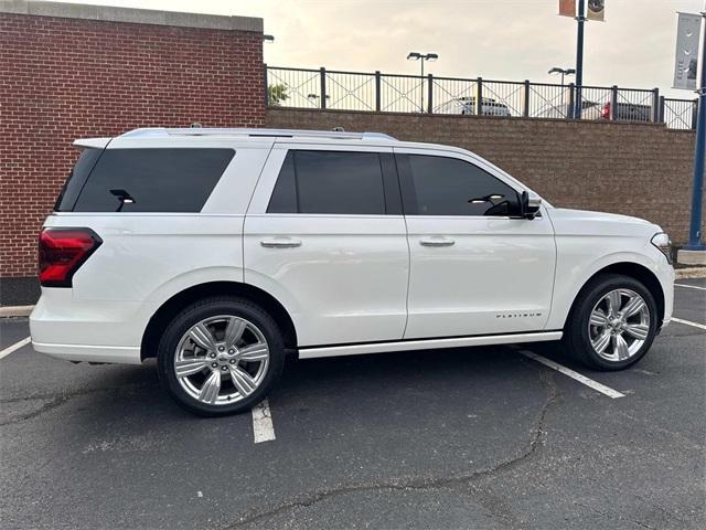used 2023 Ford Expedition car, priced at $59,991