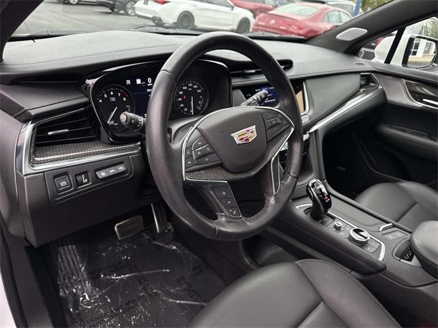 used 2022 Cadillac XT5 car, priced at $36,988