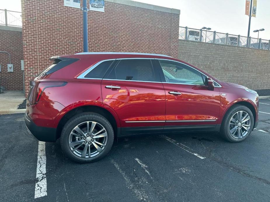 new 2025 Cadillac XT5 car, priced at $58,496