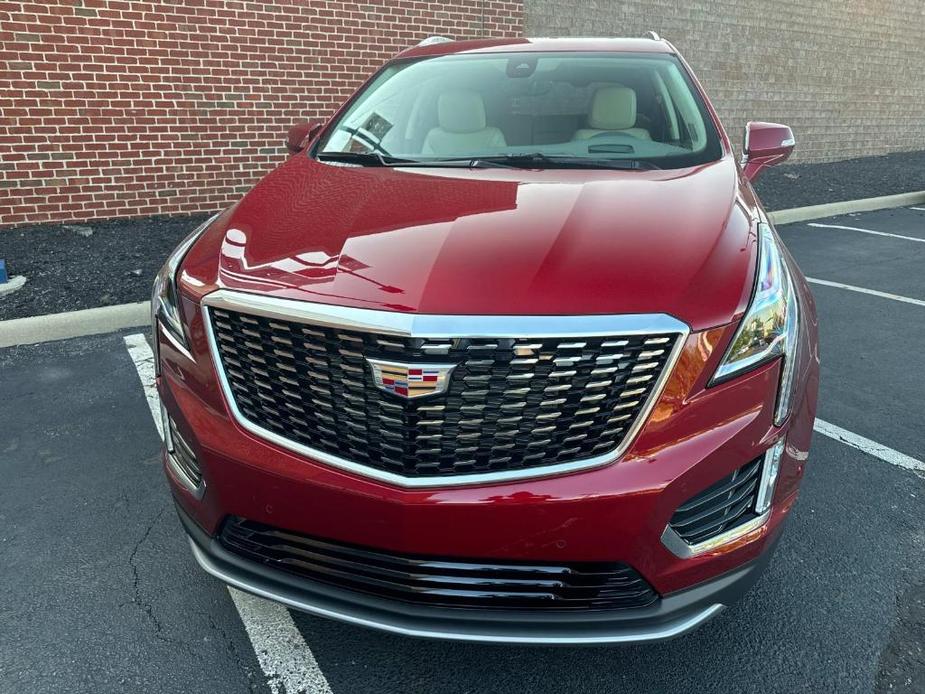 new 2025 Cadillac XT5 car, priced at $58,496