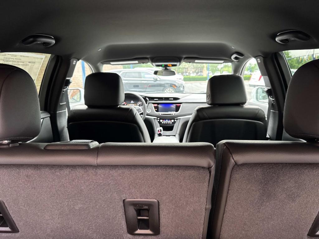 new 2025 Cadillac XT5 car, priced at $48,735