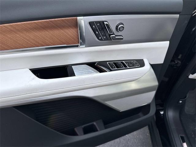 new 2026 Cadillac VISTIQ car, priced at $78,014