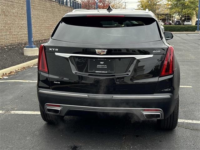 used 2025 Cadillac XT5 car, priced at $42,988