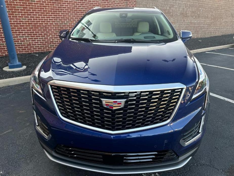 new 2025 Cadillac XT5 car, priced at $58,408