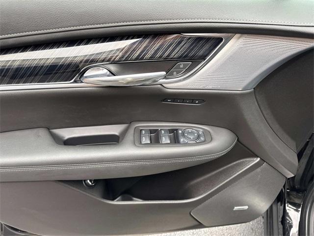 used 2023 Cadillac XT6 car, priced at $41,200