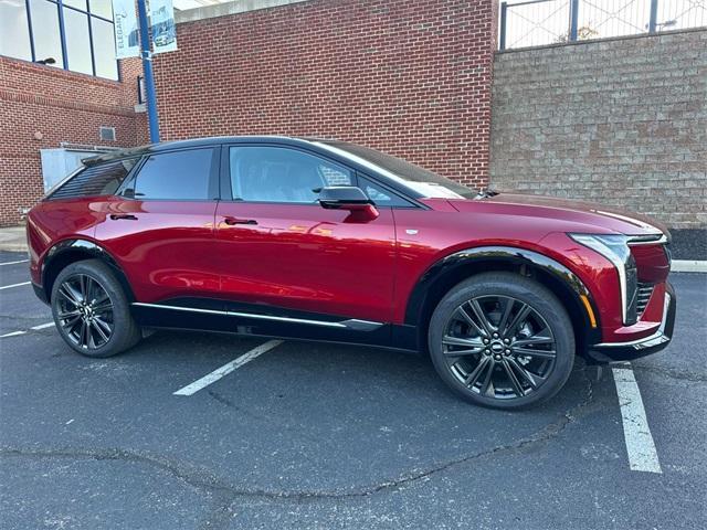 new 2025 Cadillac OPTIQ car, priced at $57,482