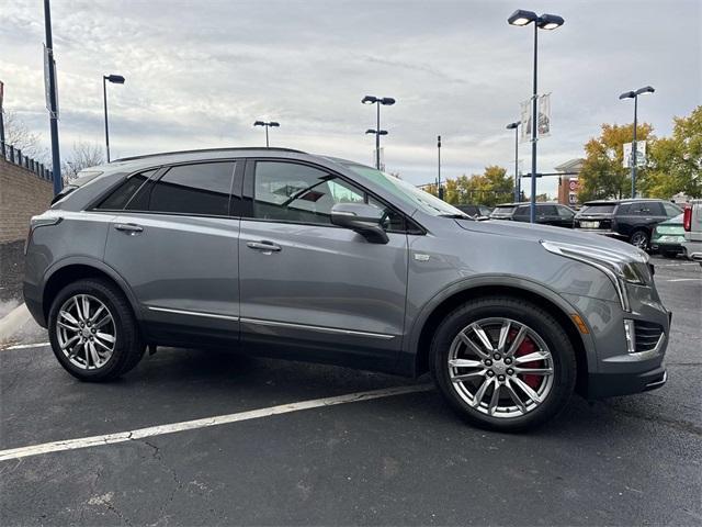 used 2022 Cadillac XT5 car, priced at $36,990