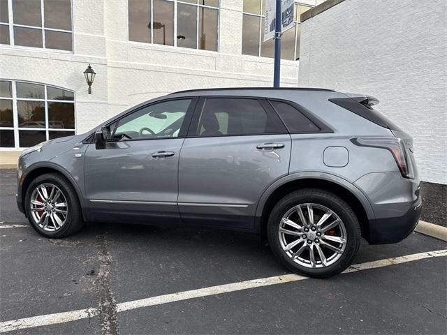 used 2022 Cadillac XT5 car, priced at $36,990