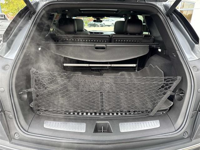 used 2022 Cadillac XT5 car, priced at $36,990