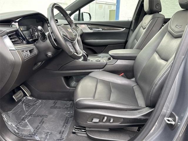 used 2022 Cadillac XT5 car, priced at $36,990
