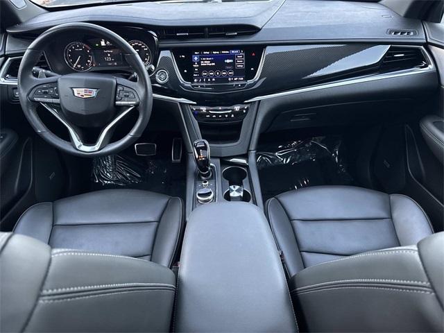 used 2024 Cadillac XT6 car, priced at $46,803
