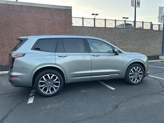 used 2024 Cadillac XT6 car, priced at $46,803