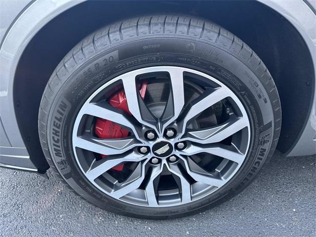 used 2024 Cadillac XT6 car, priced at $46,803