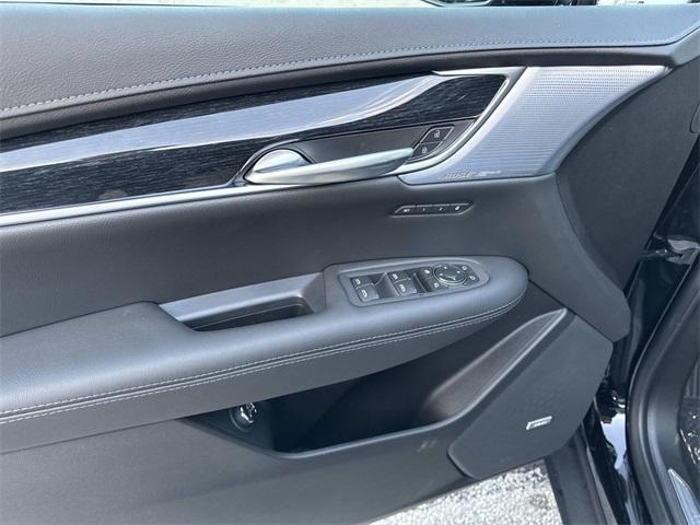 new 2026 Cadillac XT5 car, priced at $59,595