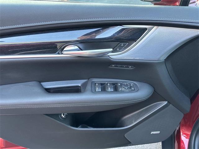 used 2024 Cadillac XT5 car, priced at $42,990