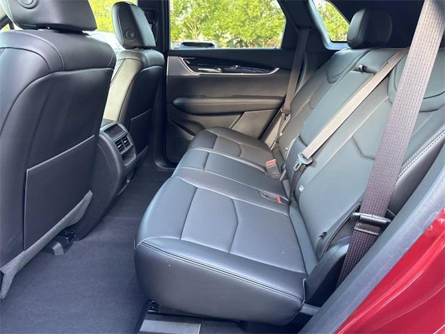 used 2024 Cadillac XT5 car, priced at $42,990