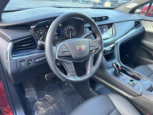 used 2024 Cadillac XT5 car, priced at $42,990
