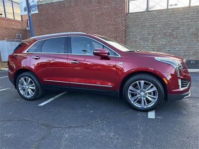 used 2024 Cadillac XT5 car, priced at $42,990