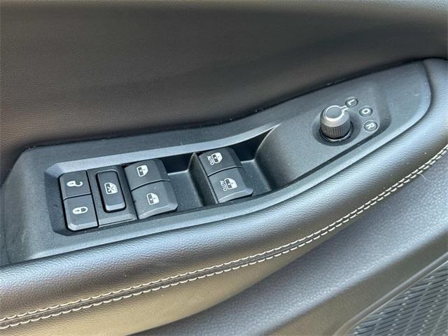 used 2023 Jeep Grand Cherokee car, priced at $32,791